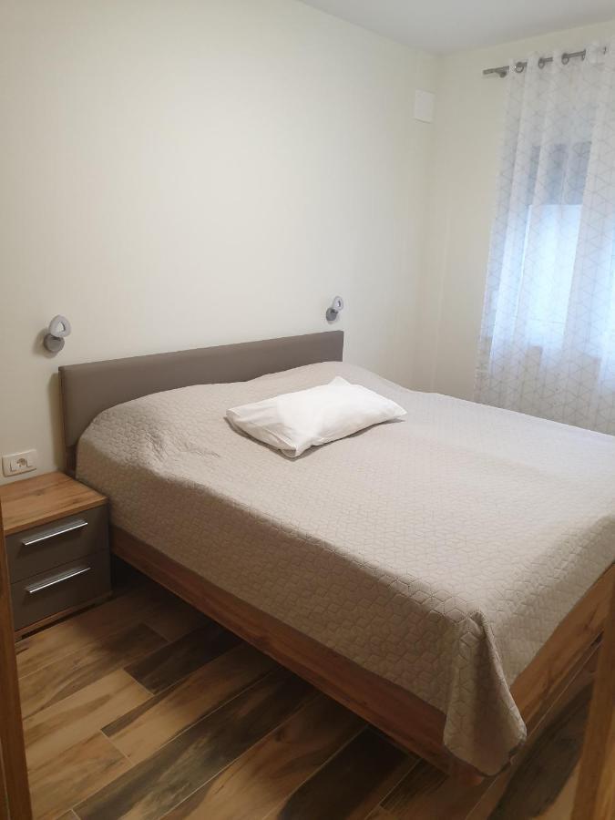 Apartment With Terrace Portorož Zewnętrze zdjęcie